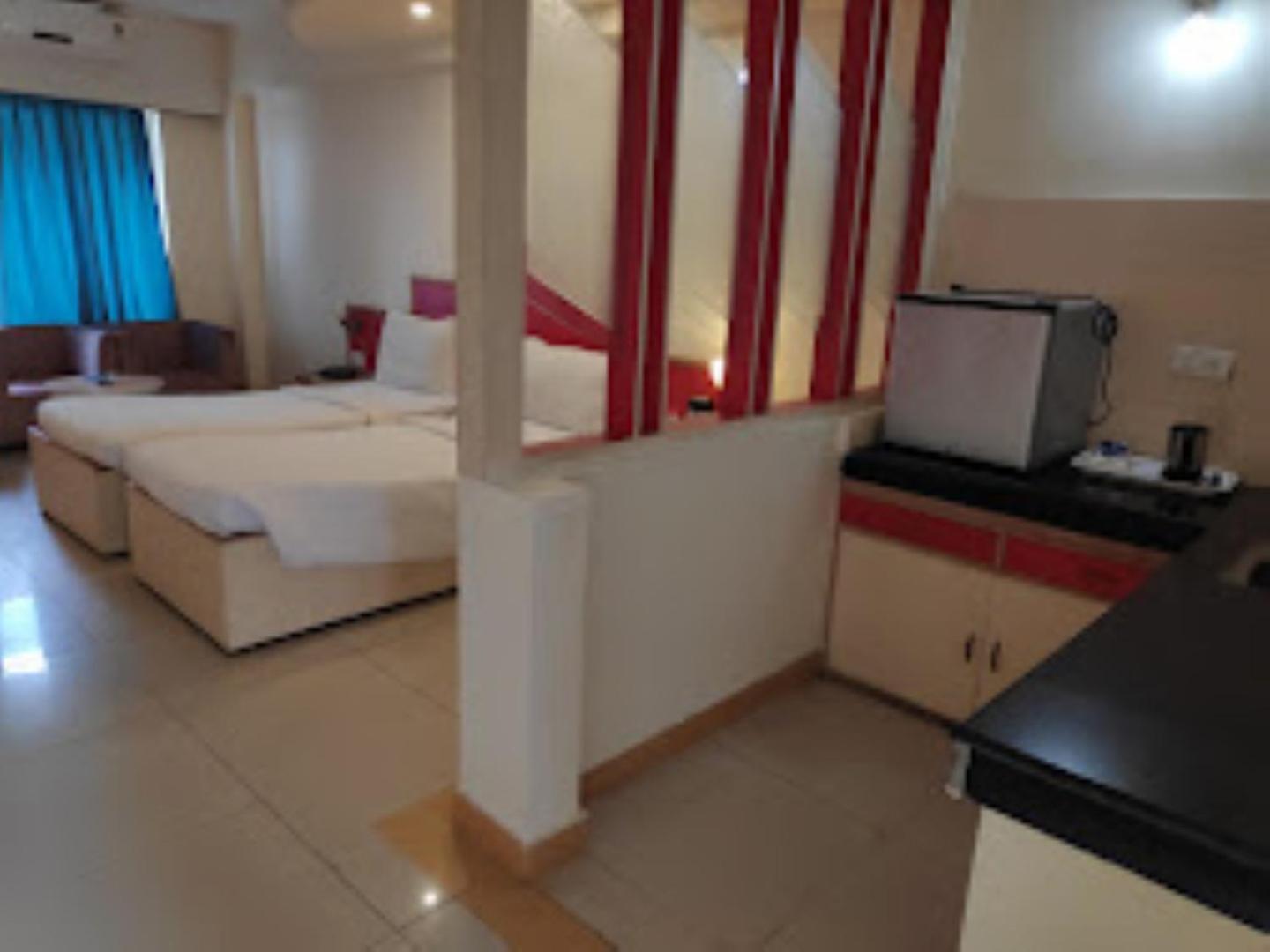 Blue Lily Beach Resort Puri Buitenkant foto